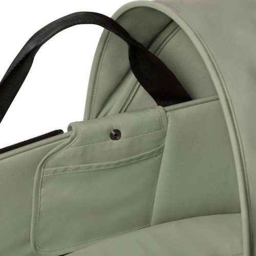 YOYO2 BASSINET CLOSEUP POCKET OLIVE WEB 0d92f45f b55a 4b2f ad03 c8580011aed1