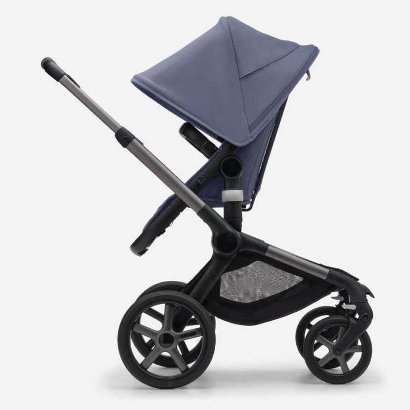 bugaboo fox5 stormy blue sun canopy stormy blue fabrics graphite chassis traveling tikes 3