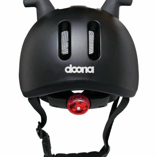 doona liki helmet black 1 4 years traveling tikes 3 94373e94 0464 4970 a10e 0011aebb0e9d