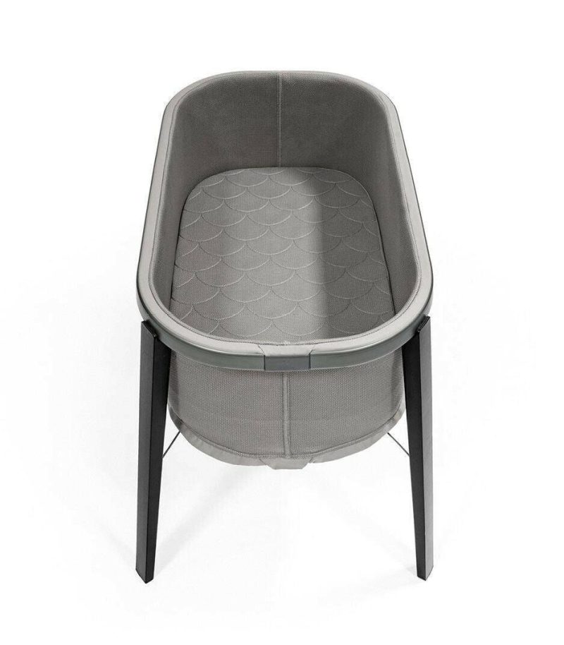 stokke snoozi bassinet graphite grey traveling tikes 10 ffb7db0a 5850 4897 bf82 48778cab5ccc