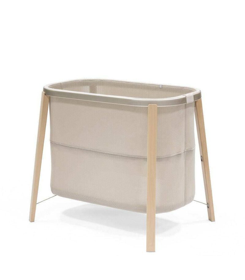 stokke snoozi bassinet sandy beige traveling tikes 4 85449eea a940 4ae9 9b45 26c5022e0f2b