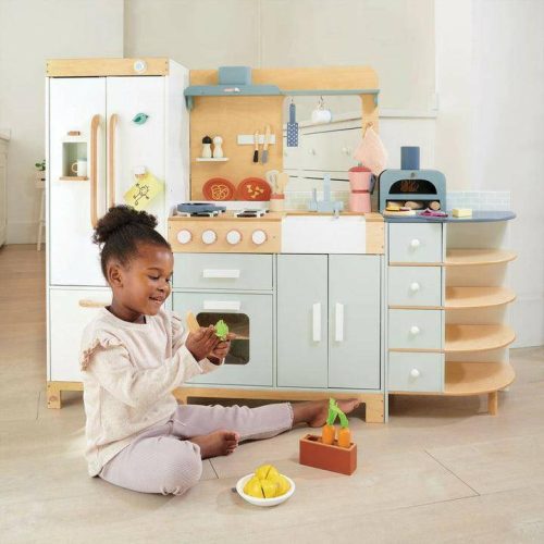 tender leaf la fiamma grand kitchen traveling tikes 13