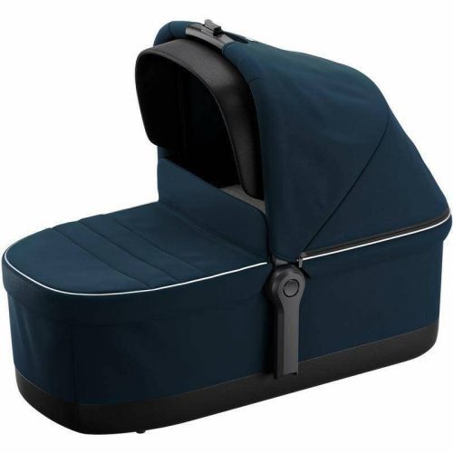 Thule Sleek Bassinet - Navy Blue - Traveling Tikes